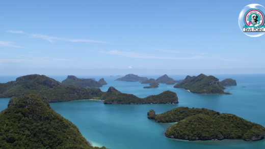 Snorkeling at Angthong Marine Park